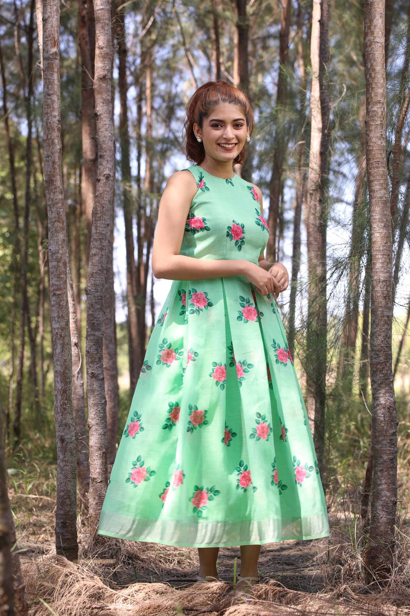 Pastel Floral Midi Dress | Boho photoshoot, Spring photoshoot, Model poses  photography