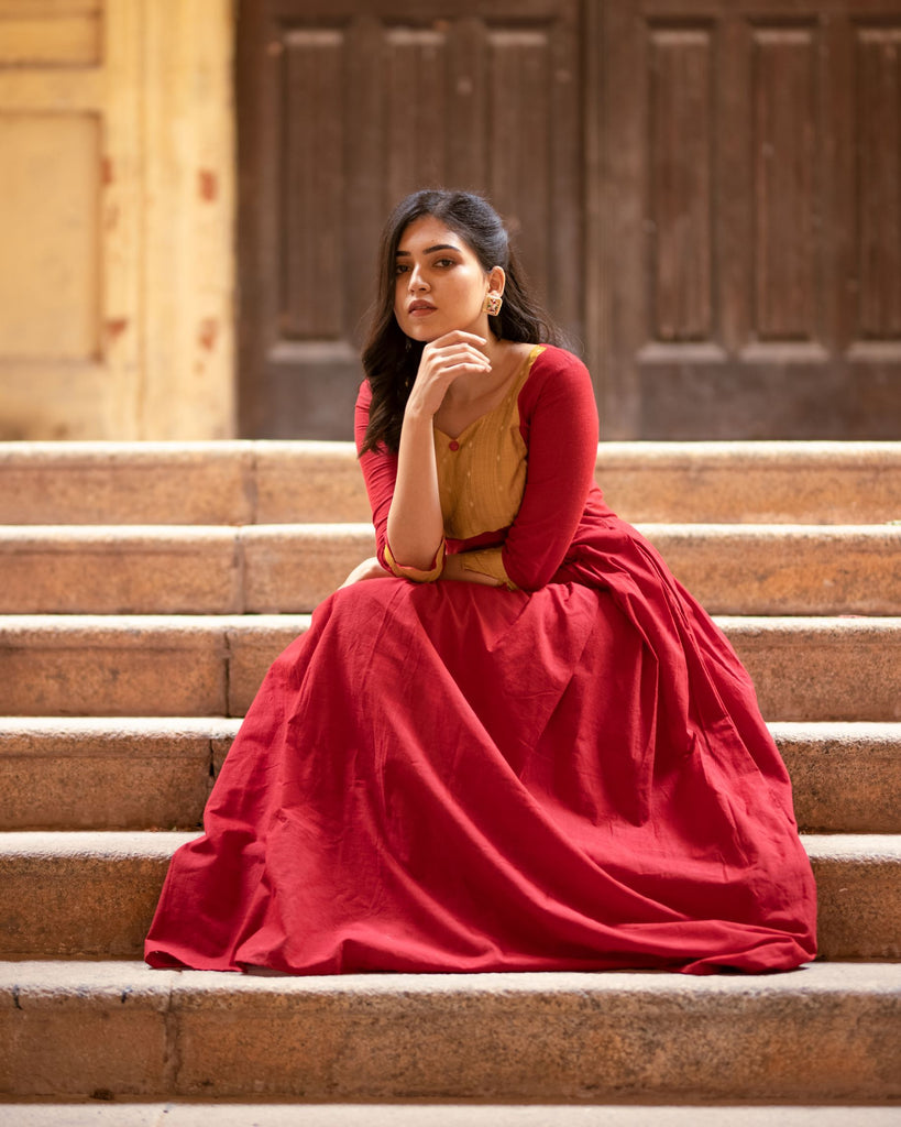 Meera Red